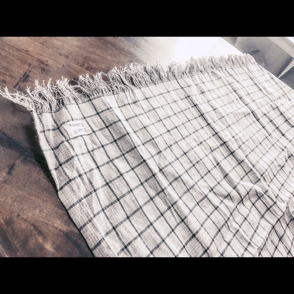 Linen tablecloth table scarf checked - Picture 3 of 6